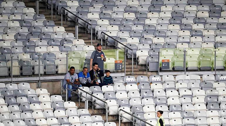 😶 Superpuchar bez kibiców: Rekordowa frekwencja w Polsce