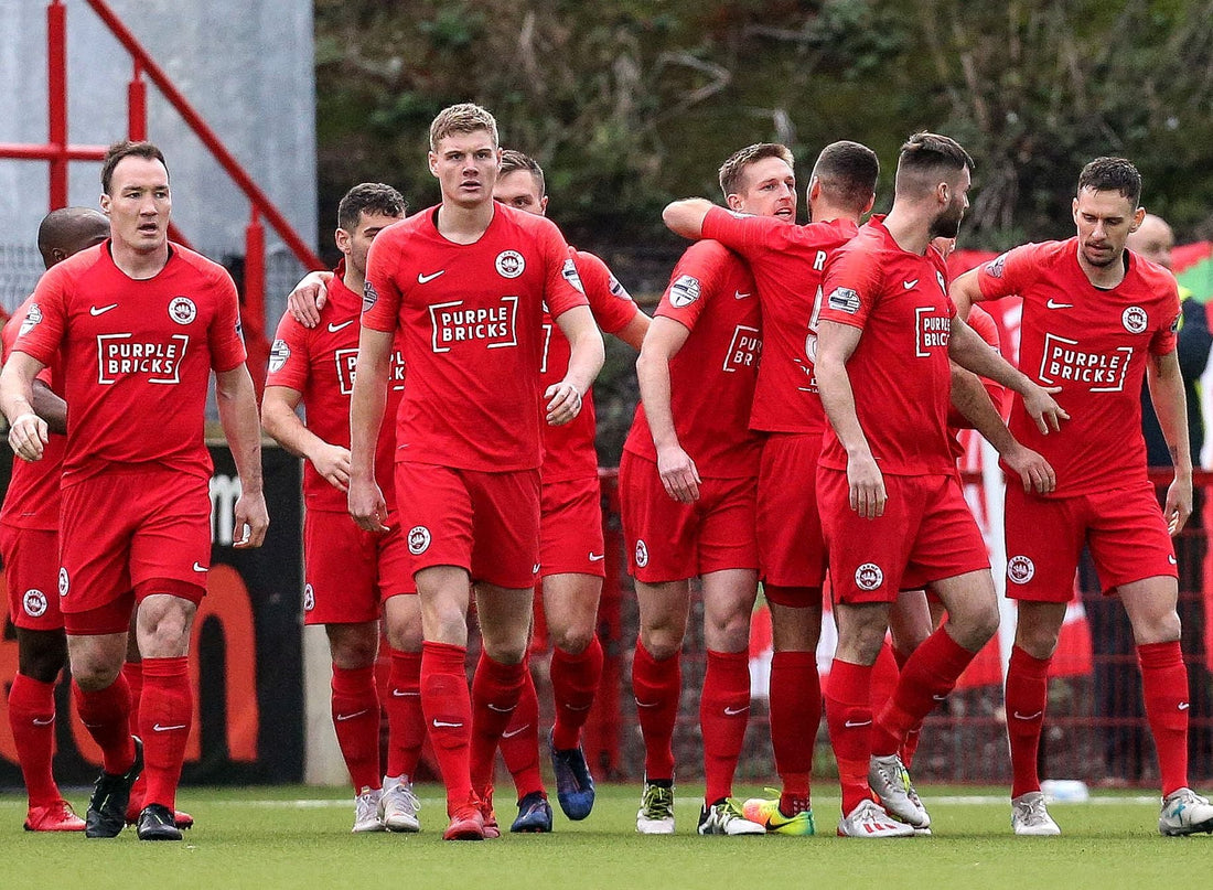 Niezwykła inwestycja: Inwestor Athlone Town kupuje część Larne FC w Irlandii Północnej